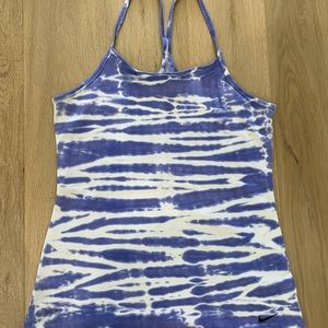 Nike women’s tank top